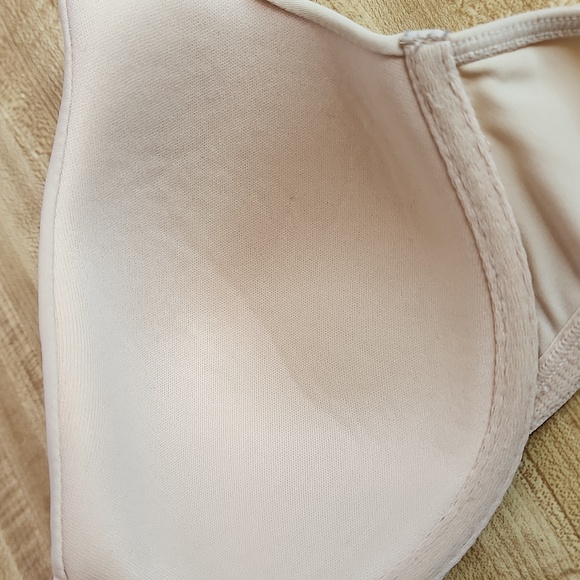 WOLFORD Underwire Bra Ivory/Cream Color 38C - Picture 8 of 12